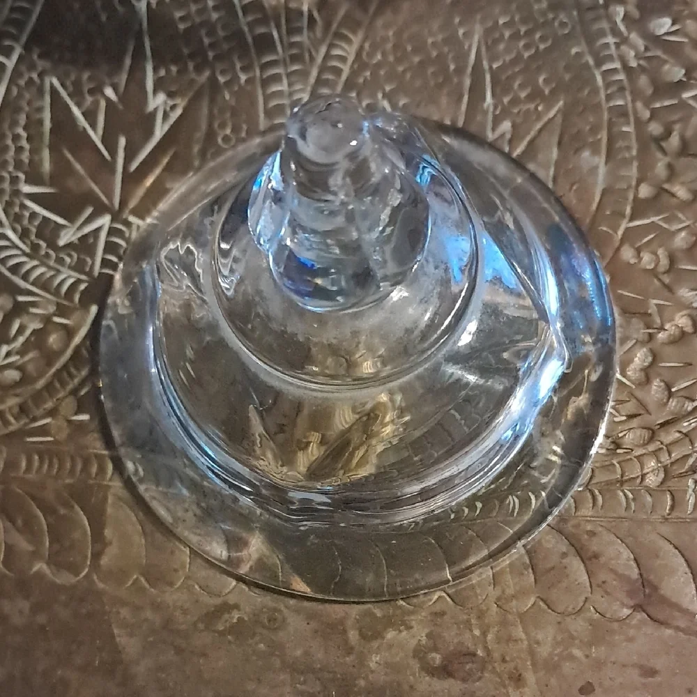 Avon elegant vintage